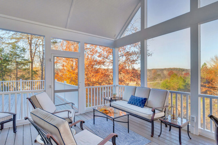 Get Started On Your Screened Porch With The Help Of Our Team