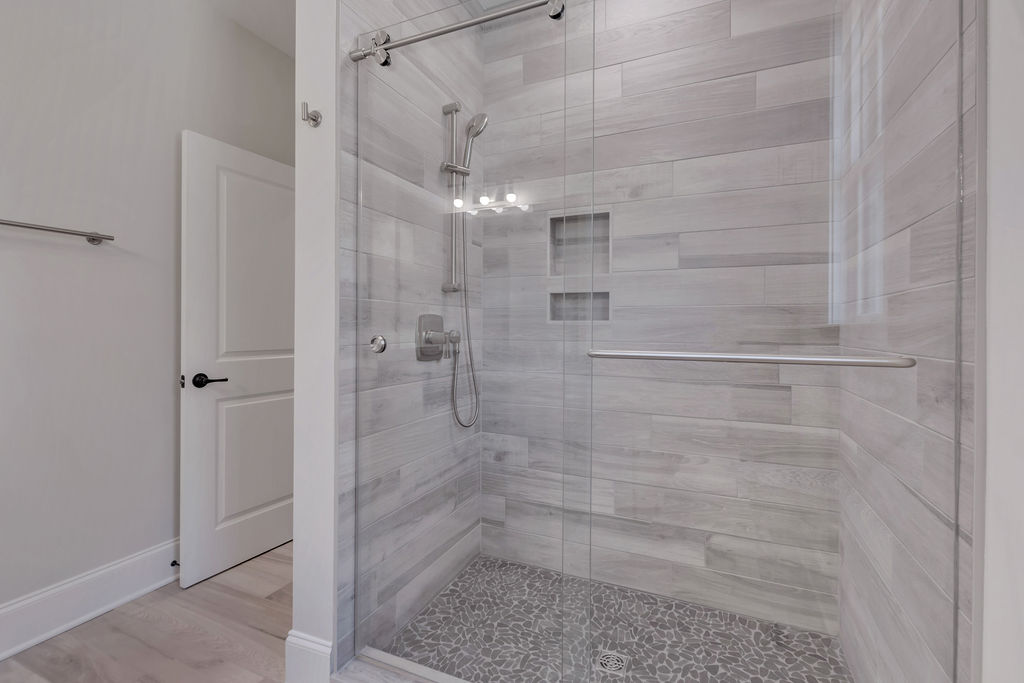 Enjoy The Benefits Of A Walk-In Shower